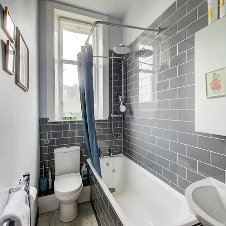Guestready - Relaxing Flat W Views To Holyrood Park Edinburgh