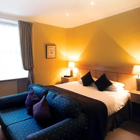 Royal Scots Club 3*