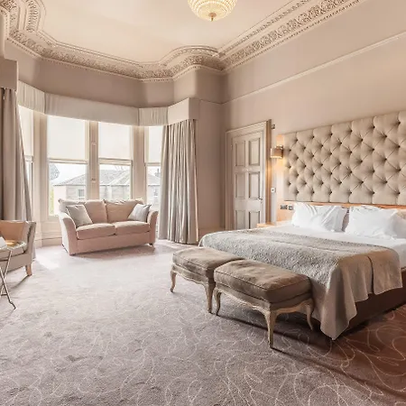 Murrayfield Hotel 4*