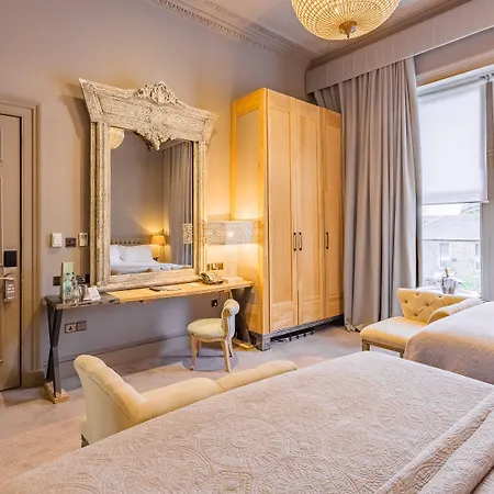 Murrayfield Hotel 4*