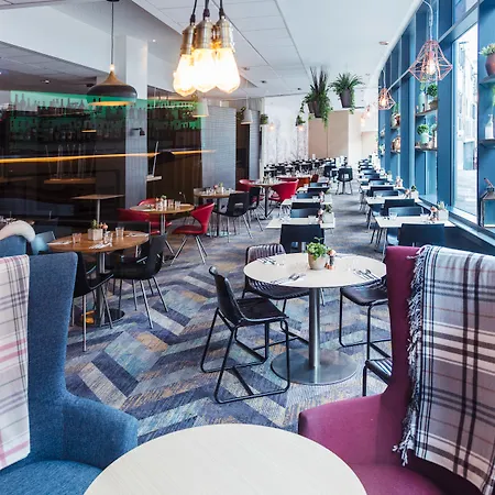 מלון Novotel Centre