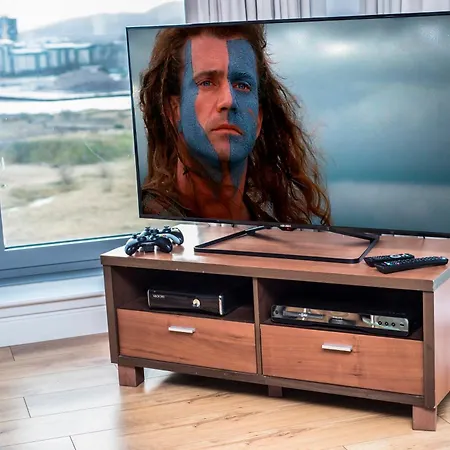Ocean Serviced 4* אדינבורו
