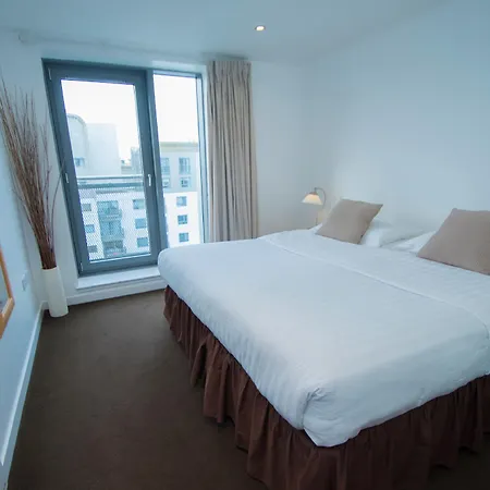 Ocean Serviced 4*