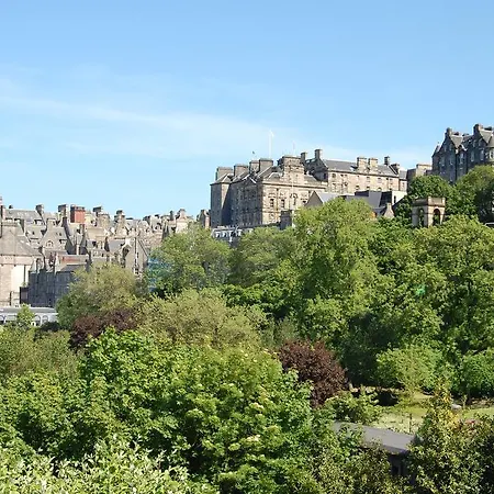 Royal Mile Cranston * Edinburg