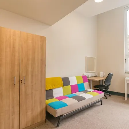 Altido Cosy In Newington *