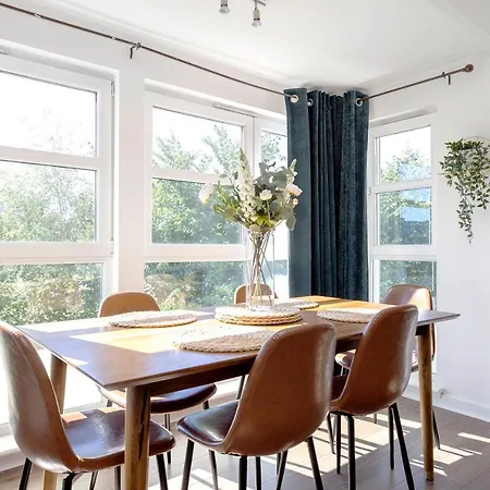 Joivy Modern 2 Bed Flat Near Murrayfield Stadium エディンバラ