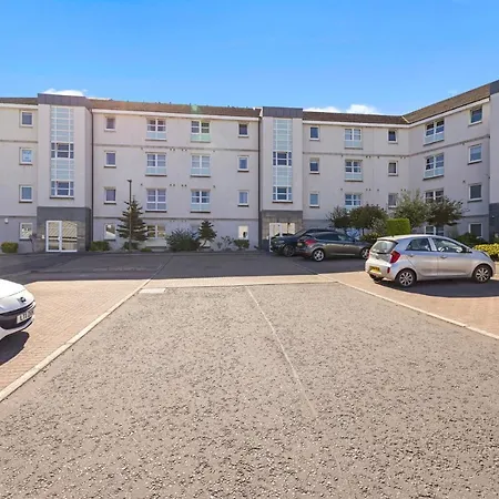 Joivy Modern 2 Bed Flat Near Murrayfield Stadium
