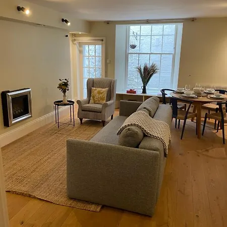 Super Castle Basement *