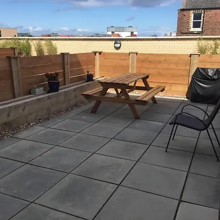 Modern With Private Terrace Apartment *