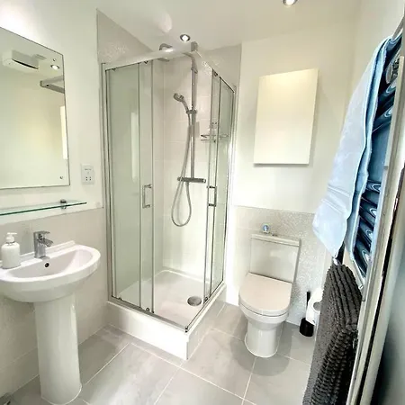 Modern With Private Terrace Apartment