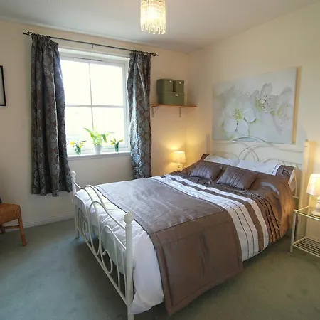 Huntingdon Place *