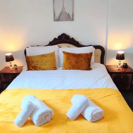 Cosy 2 Bedroom In The Heart Of - Excellent Location * 爱丁堡