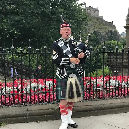 Doris Crook Edinburgh