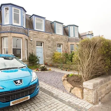Bed & Breakfast Doris Crook Edinburgh