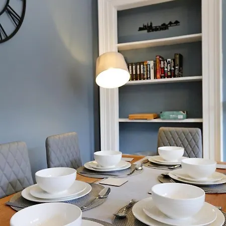 The Newington * Edynburg