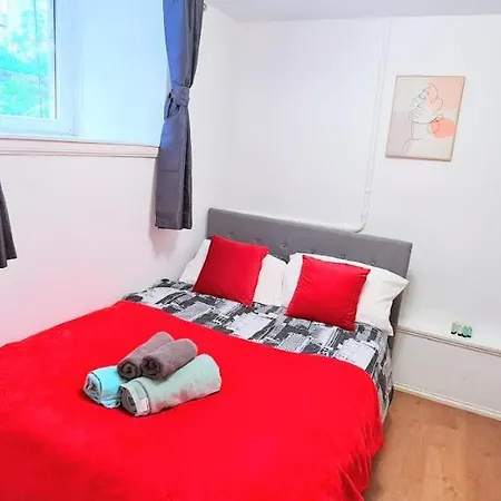 Apartment Luxury Five Bedroom Deluxe Duplex I Centre I Fully Equipped I Fountainpark