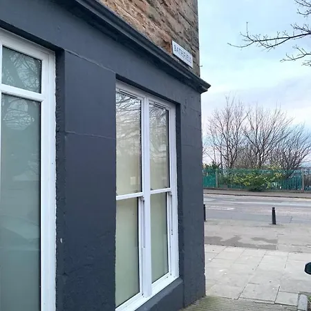 Ocean Apartment Edinburgh