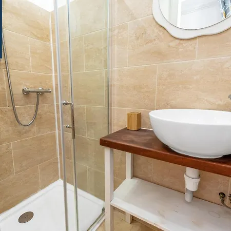 Appartement Cosy 1 Bed Main Door In Lovely Leith, Favourite For Tourists, Relocation, Businesses, Long Stays Welcome