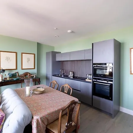 Joivy Inviting Flat At The Heart Of * Édimbourg
