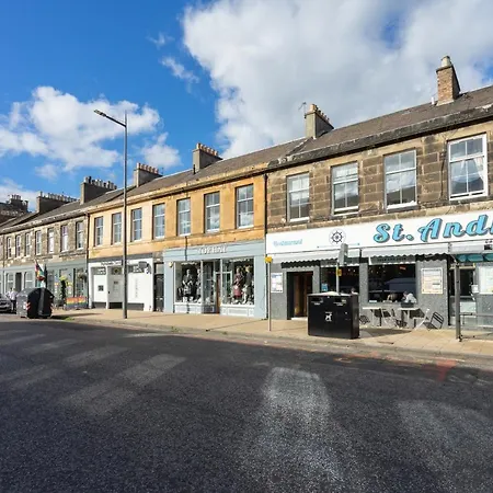 Holiday home Craigey