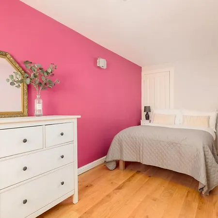 דירה 2br New Town Garden אדינבורו