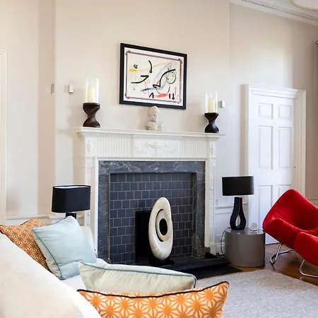 Joivy Contemporary Flat In The New Town Apartmán