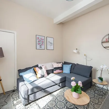 Downtown And 1 Bed In Apartamento