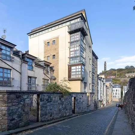 Next To The Palace And Royal Mile With Parking Apartmán Edinburgh