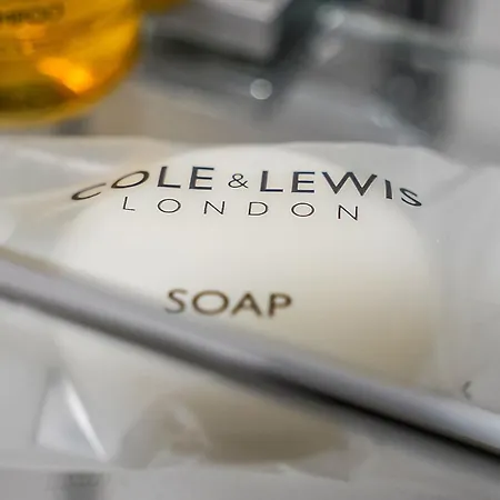 公寓 Centre 2 Bedroom Main Door