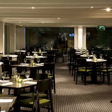 Express Centre By Ihg Hotel