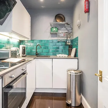 Centre 2 Bedroom Main Door Appartamento Edimburgo