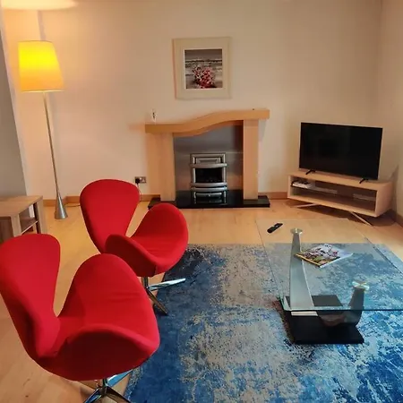 West End & Eicc With Parking * Edinburgh