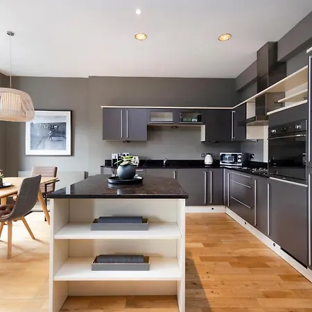 Joivy Luxury On George Street Edimburgo