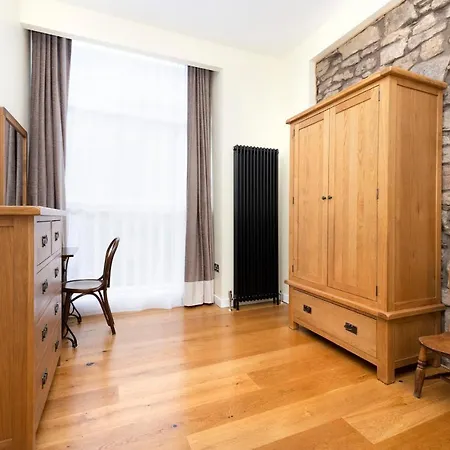 Apartamento Joivy Stunning Flat Near St Giles Cathedral Edimburgo