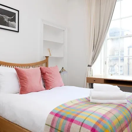 Appartement Joivy Bright And Modern Flat With Desk Edinburgh