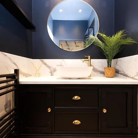 شقة Joivy Bright And Modern Flat With Desk إدنبرة