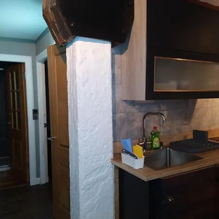 Lovely 2 Bedroom B-listed Converted Whisky Bond