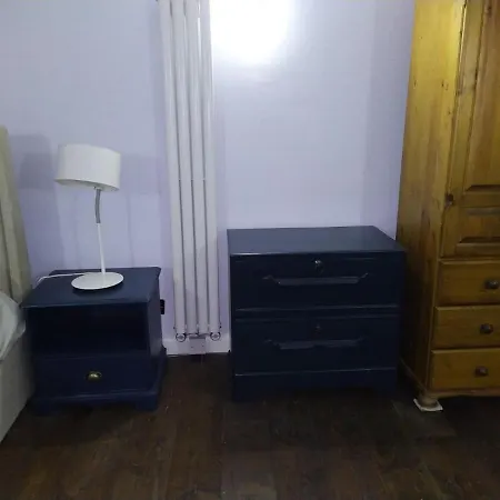 아파트 Lovely 2 Bedroom B-listed Converted Whisky Bond 에든버러