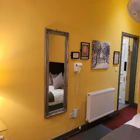 The - No 8 Guest house Edinburgh