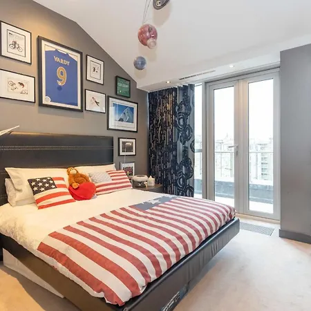 Joivy Beautiful Penthouse With Terrace & Jacuzzi Apartman