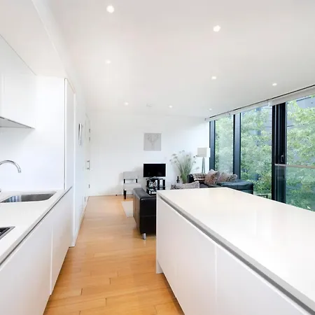 Altido Elegant Flat Near The Meadows With Parking Apartment Edinburgh