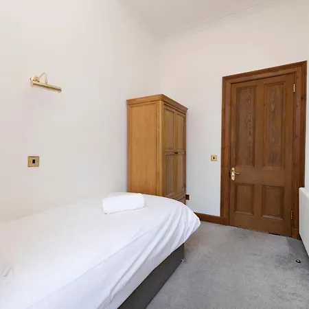 Joivy Spacious Near The Meadows Διαμέρισμα