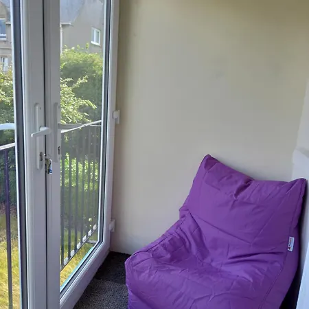 White House In Edinburgh, 2 Bedroom Good Location