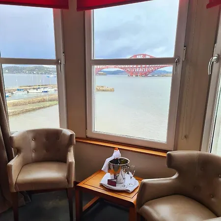 Hotel Orocco Pier