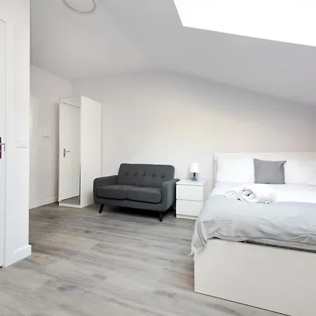 Altido Elegant Near The Meadows