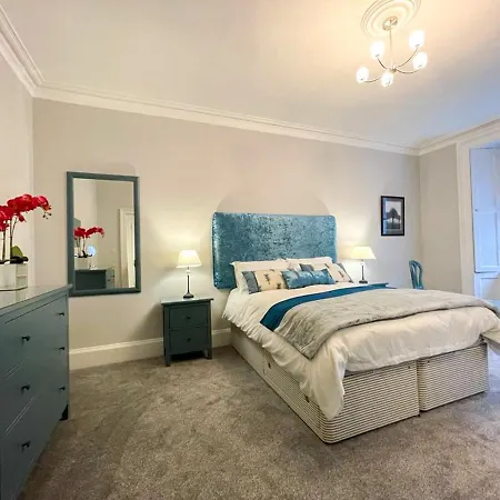 2bed, Private Garden & Fireplace, Near Water Of Leith Apartamento