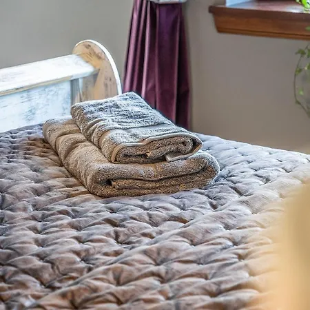 Holiday home The Keep At Craigiehall