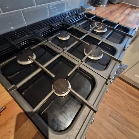 Apartmán Cosy Roseburn Apartment, - 2 Bedrooms, Free Parking EDI