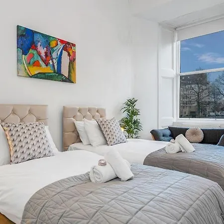 Appartamento Luxury 3 Bed 2 Bath Main Door Apartm At Wardie Bay Edimburgo