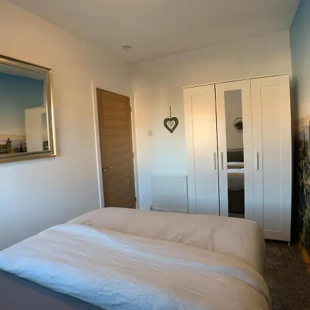 Maria- Bright And Modern Center . *